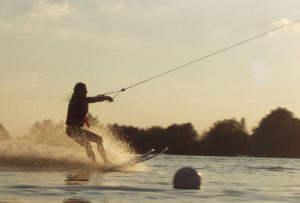 Water ski